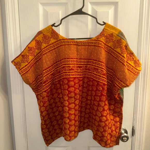 Reversible Kantha Top - Picture 3 of 9